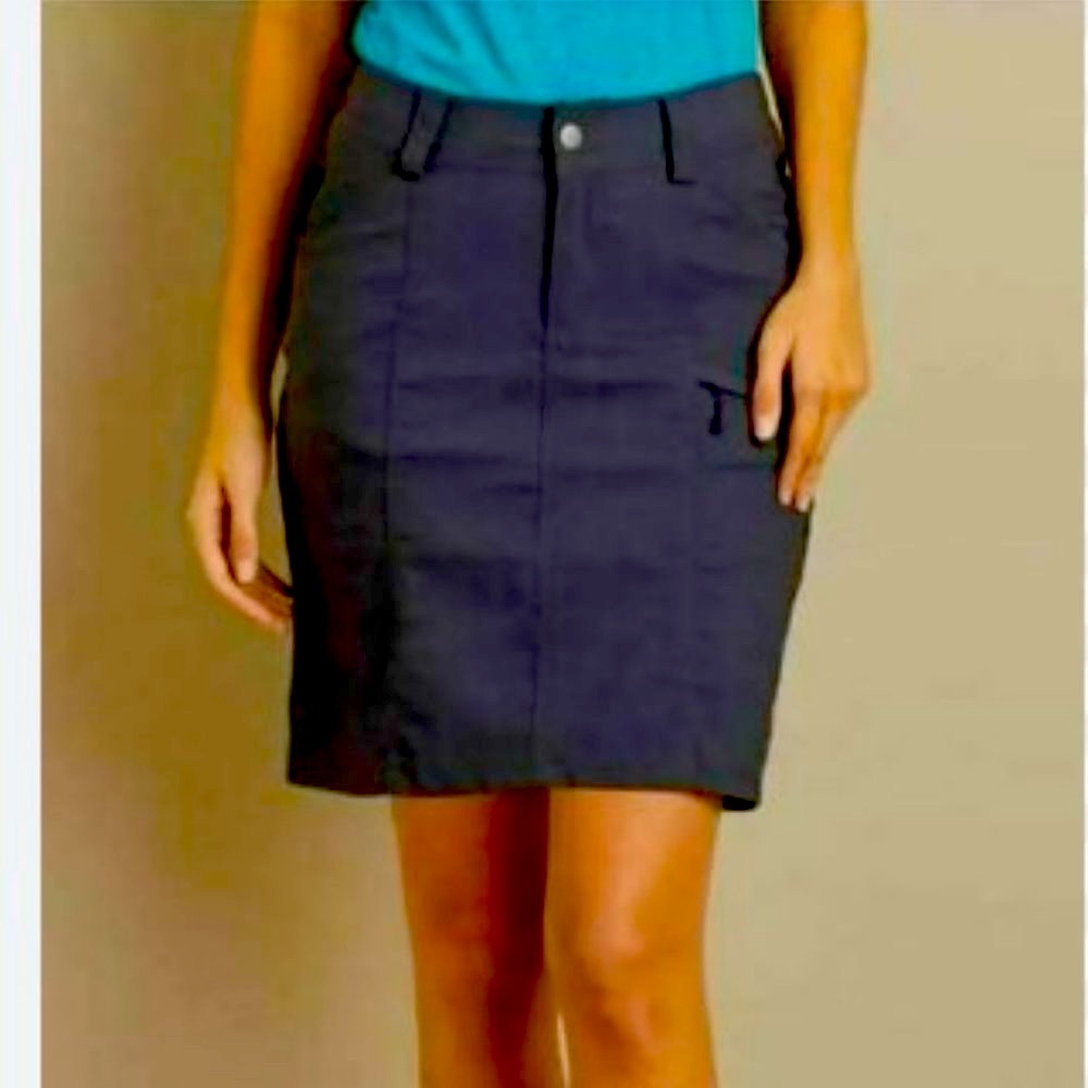 Duluth Trading Co Dry on the Fly Skort Original Snap Waist 6
